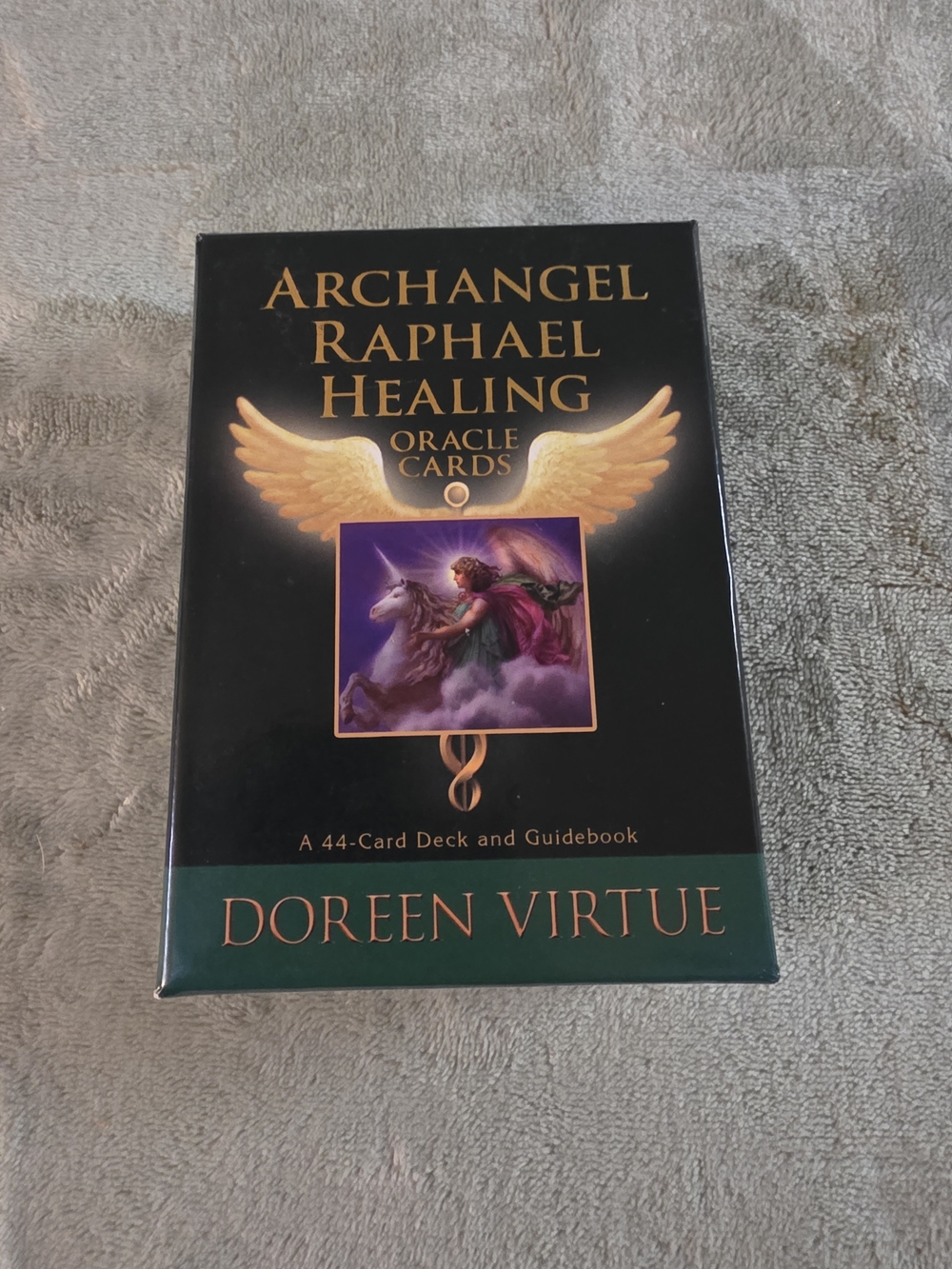 Archangel Raphael Healing Oracle Cards- Doreen Virtue. Gold Edges- Out Of Print